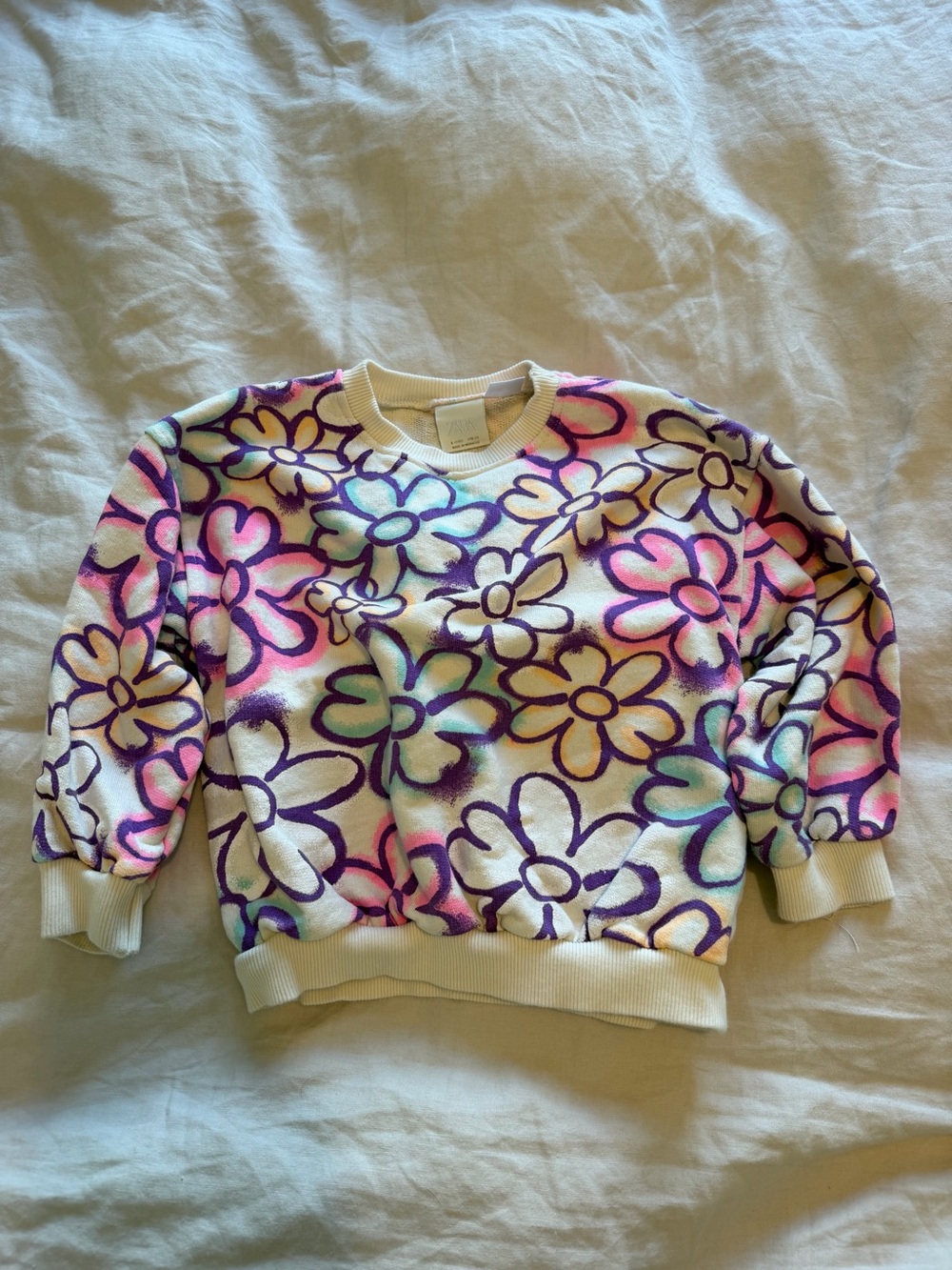 Zara: Floral Spray Crewneck Sweater - White with Multicolor Flowers 5T